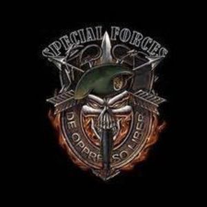 Meet your Posher, Derek